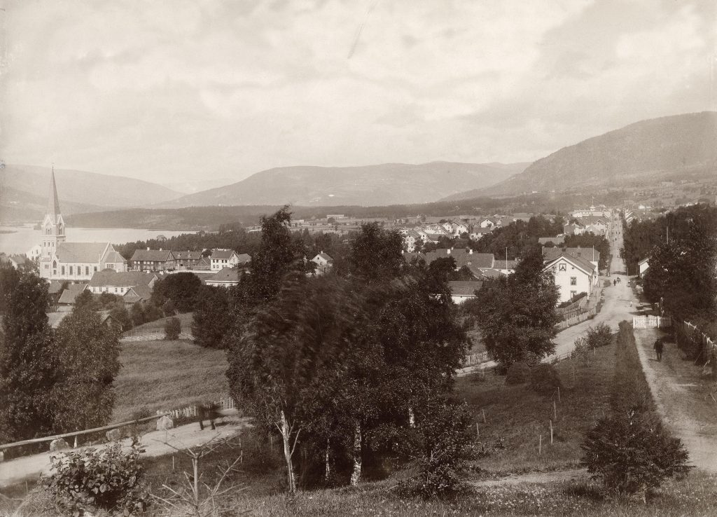 Bilde fra 1885 fra Utsiktsbakken